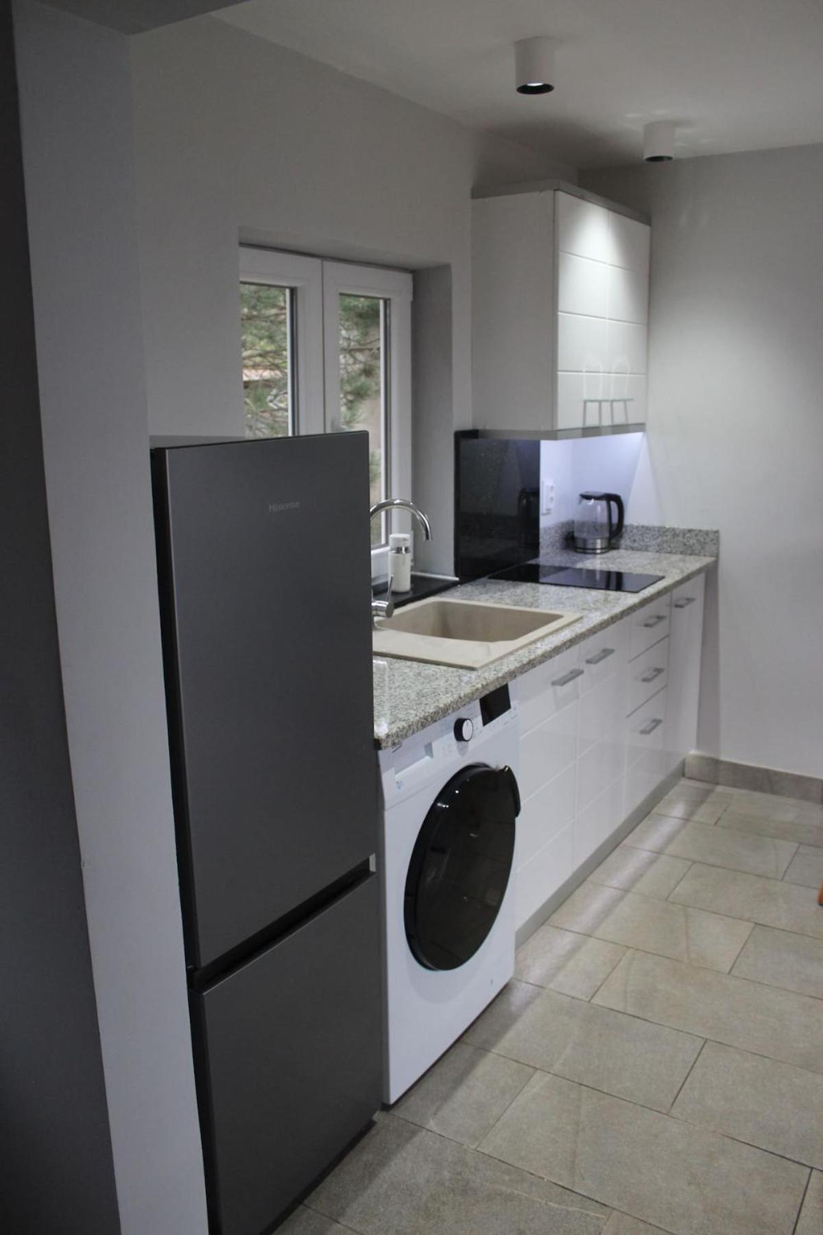 Carefree Apartments Улцинь Екстер'єр фото