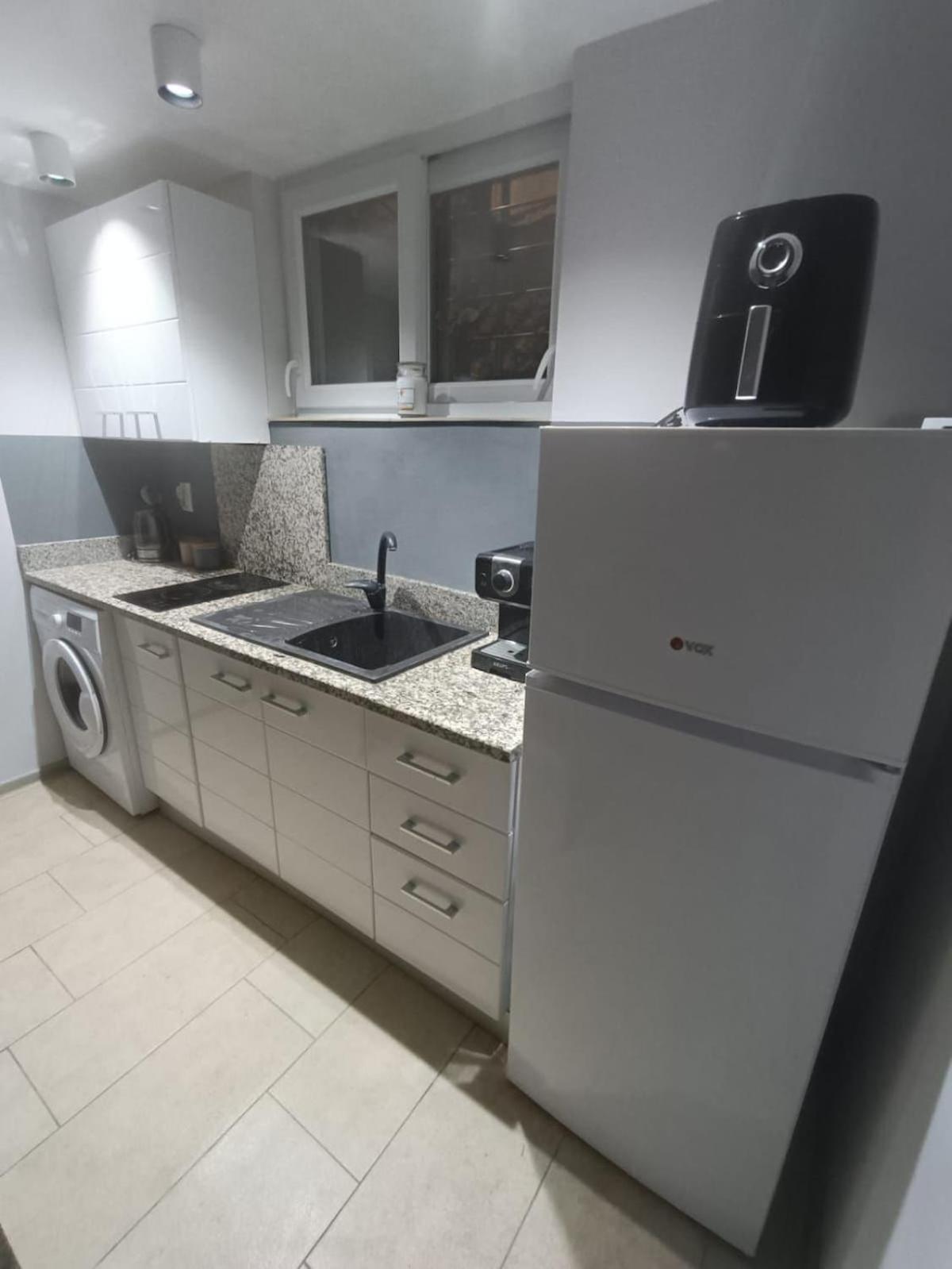 Carefree Apartments Улцинь Екстер'єр фото