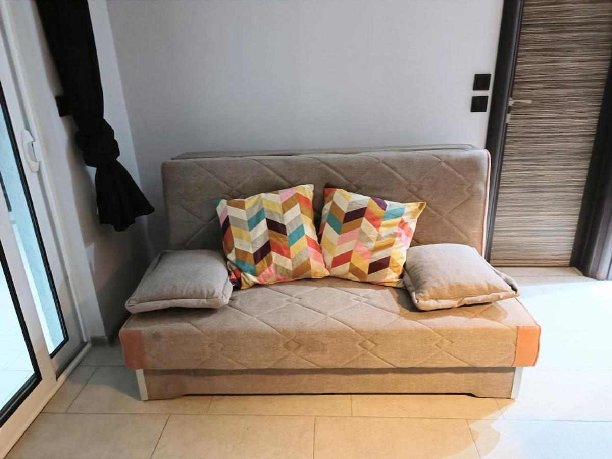 Carefree Apartments Улцинь Екстер'єр фото